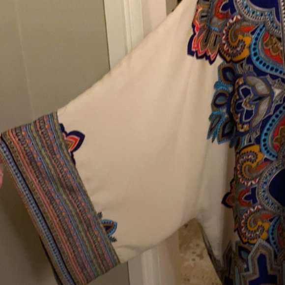 NWOT *GREYLIN Kimono* - Picture 7 of 13